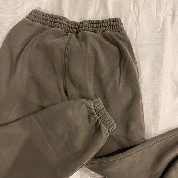 Adidas Sweatpants - Picture 2 of 4